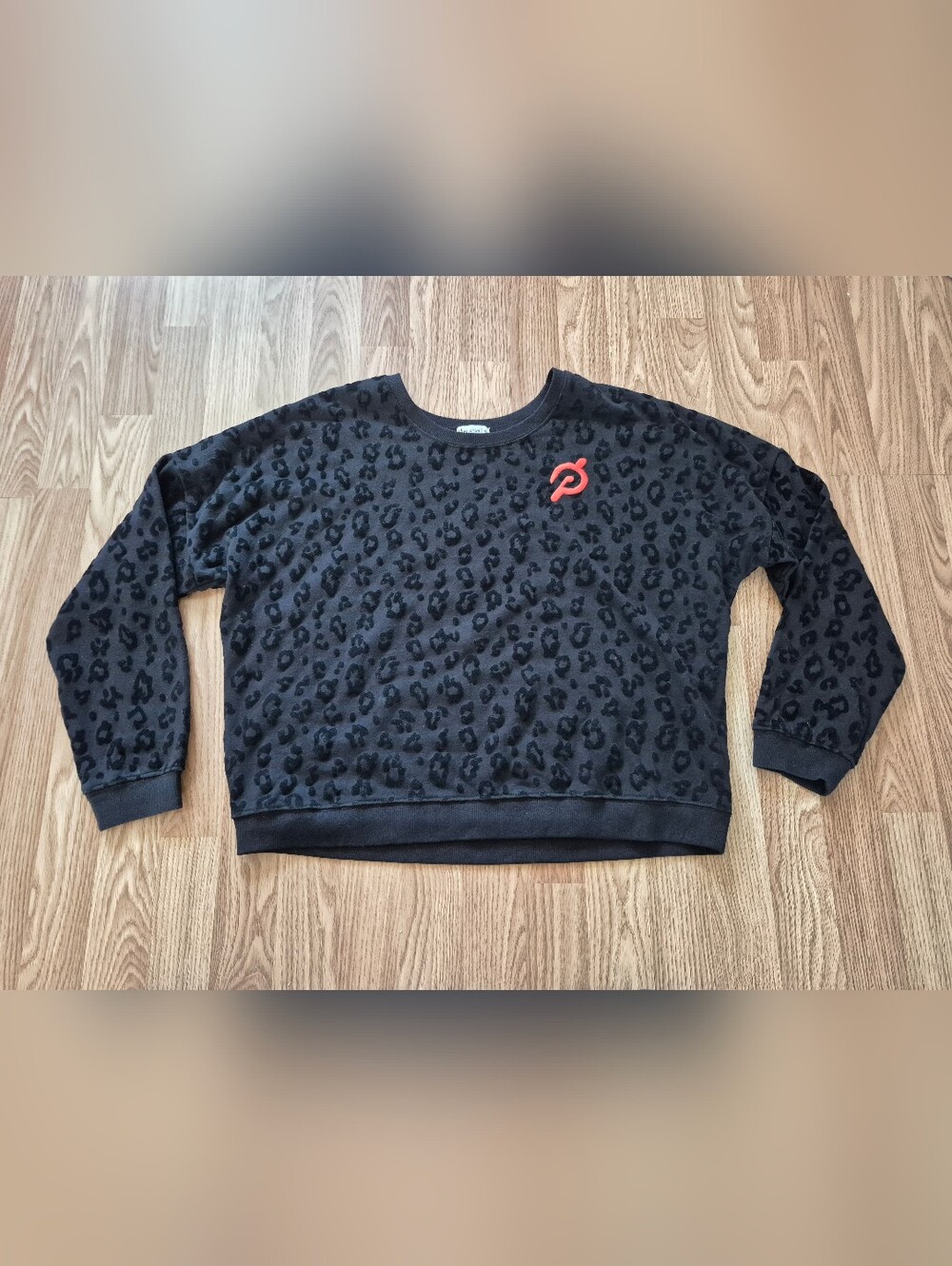 Peloton Women's Black Leopard Print Crewneck Top